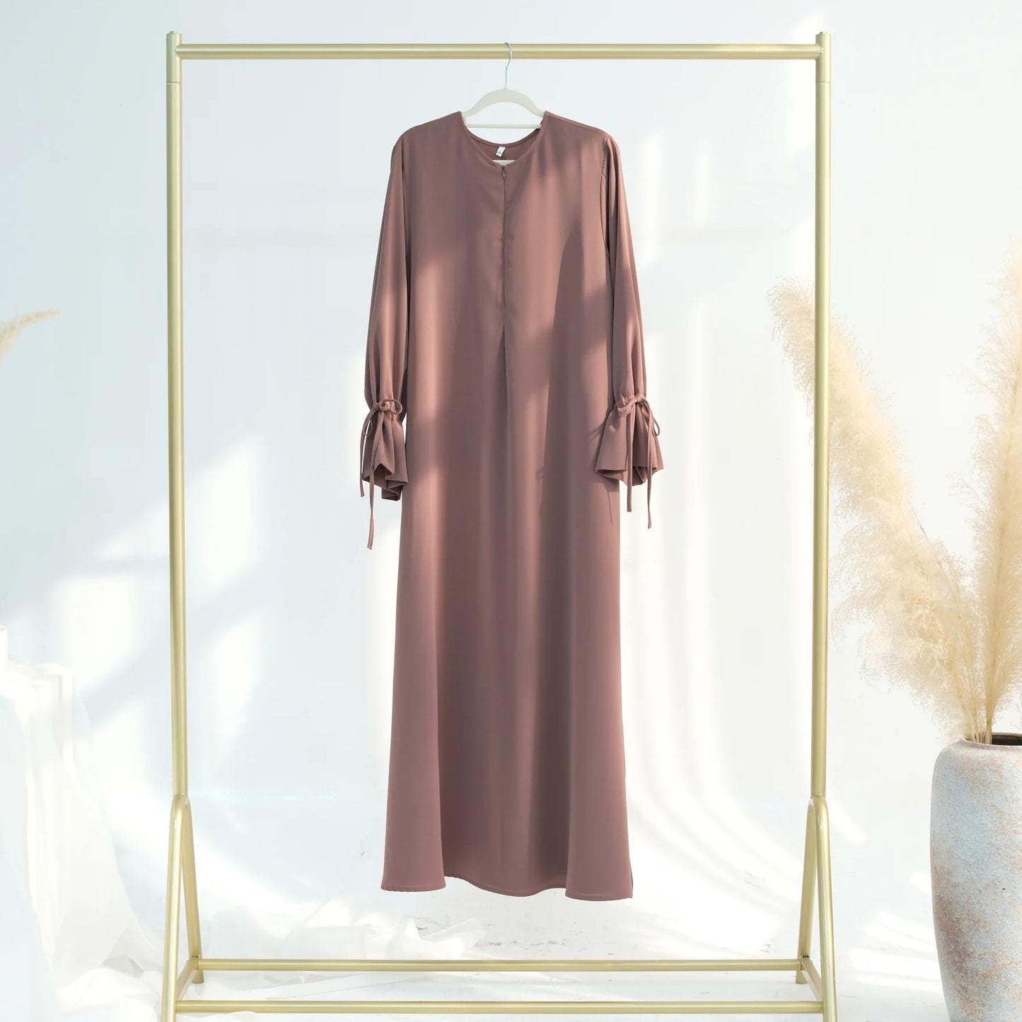 Abaya Lana