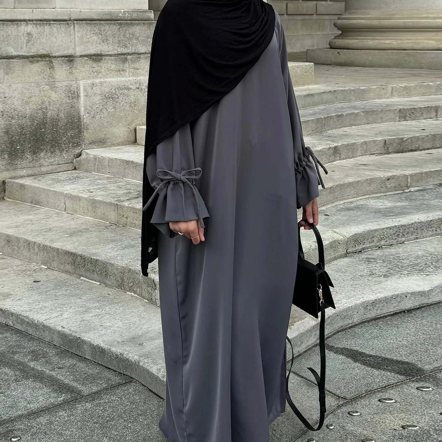 Abaya Lana