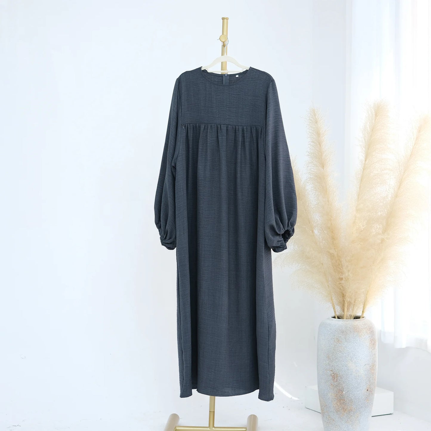 Still-Abaya Yasin